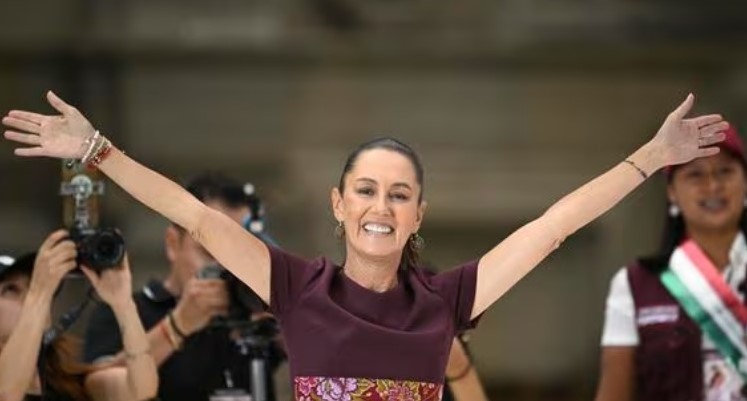 Sheinbaum gana en México y Dina cae en Perú