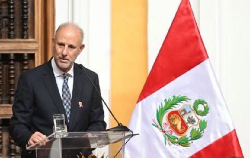 Canciller Gonzalez-Olaechea, lidera nuevas inversiones para el Perú..!!..