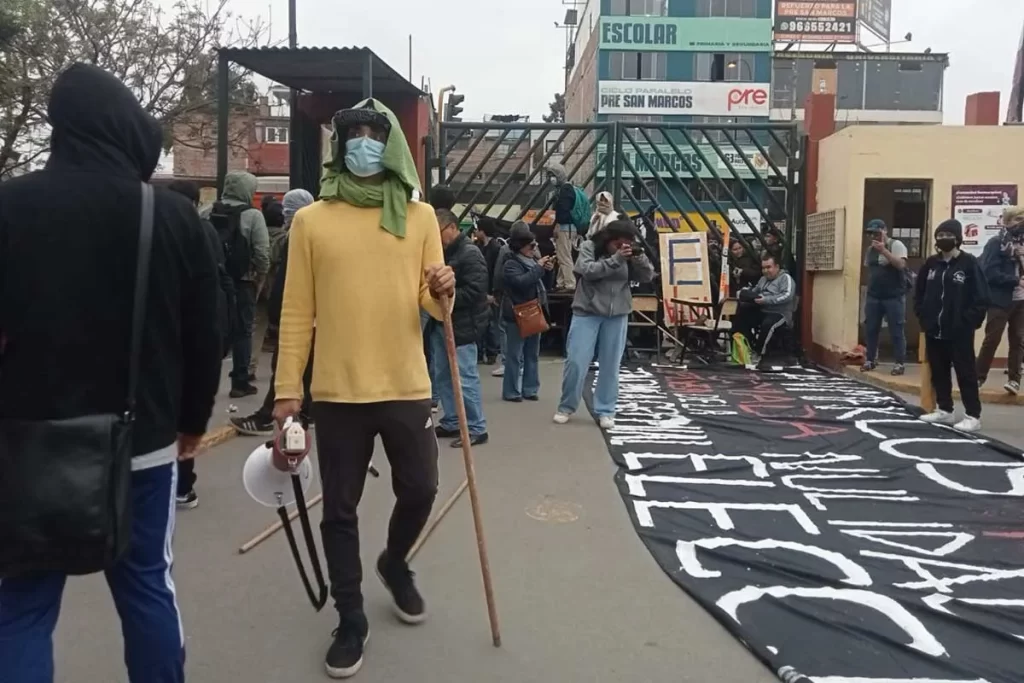 ELECCIONES EN LA UNIVERSIDAD NACIONAL MAYOR DE SAN MARCOS SUSPENDIDAS..!!!