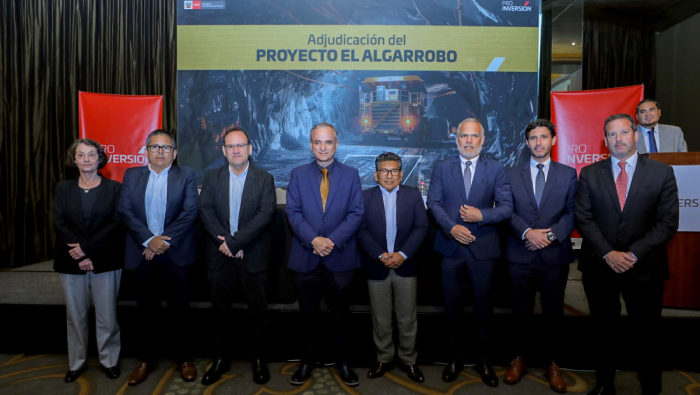 PROINVERSIÓN CIERRA EL AÑO ADJUDICANDO PROYECTO MINERO EL ALGARROBO POR US$ 2753 MILLONES..!!
