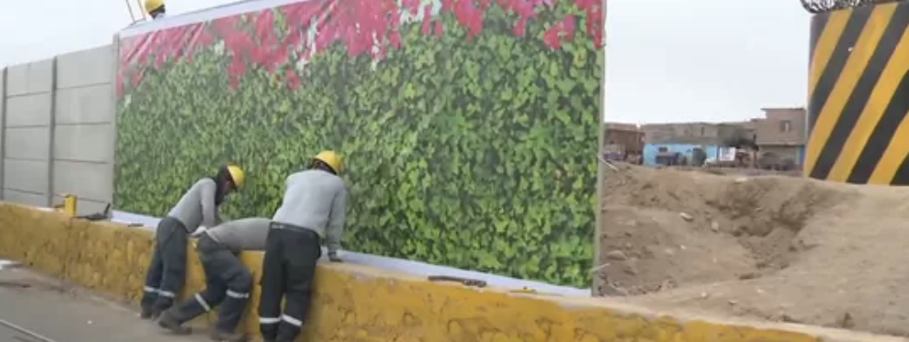 ESCÁNDALO AMBIENTAL: BANNERS EN AEROPUERTO JORGE CHÁVEZ TAPAN LA VERDAD DEL RÍO RÍMAC..!!!