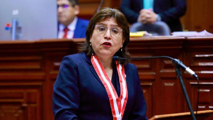 NUEVA BATALLA LEGAL: DENUNCIAN A DELIA ESPINOZA POR NO REINSTALAR A BENAVIDES..!!!!