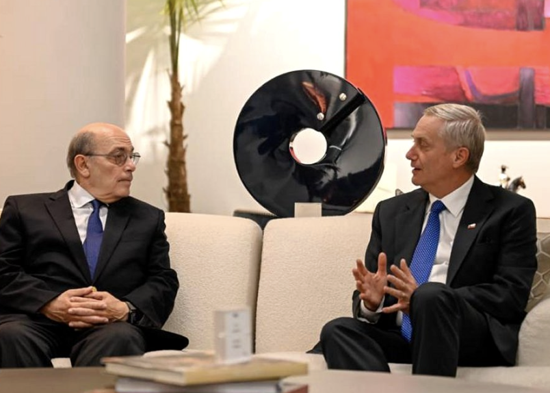 EN LIMA, KAST SE REÚNE CON CANCILLER HUGO DE ZELA..!!!!