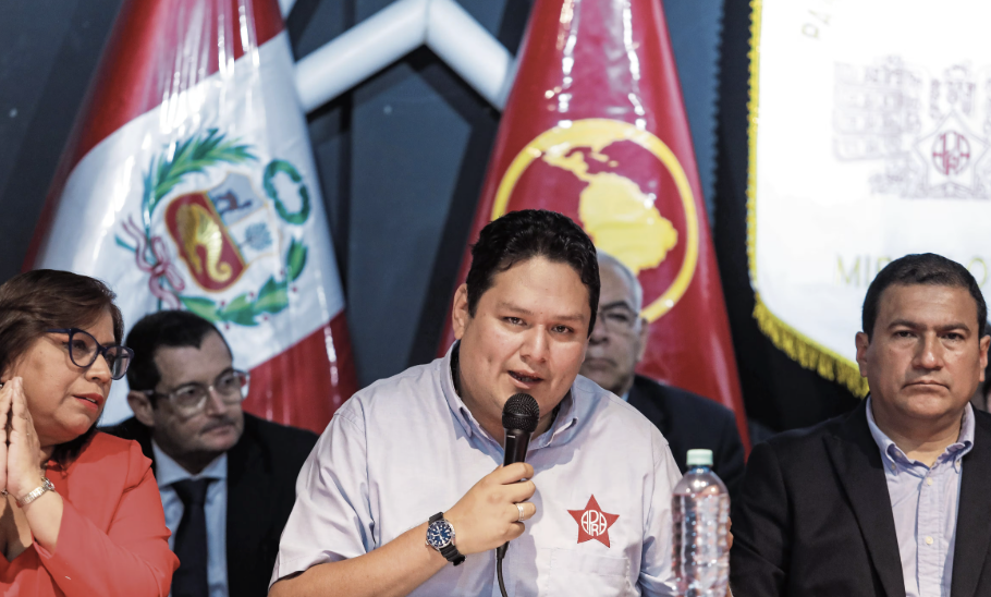 FÓRMULA PRESIDENCIAL APRISTA DECLARADA INADMISIBLE POR EL JEE..!!!!!