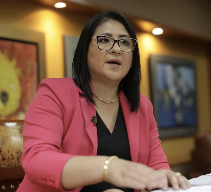 MOVIMIENTO EN PETRO-PERÚ ZENAIDA CALDERÓN TOMA EL TIMÓN DE LA GERENCIA GENERAL ¿PRÓXIMAS DECISIONES ESTRATÉGICAS?..!!!!!