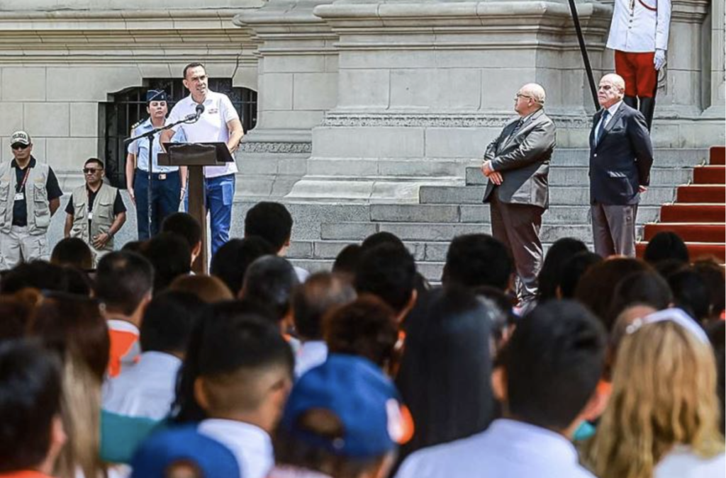 ¡EL VOLUNTARIADO ORGANIZADO EL GRAN PASO QUE EL PERÚ NECESITABA..!!!!