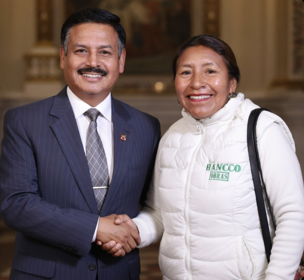 ¿PRESIDENCIA O DESASTRE? BELMONT ESCOGE A UNA CONDENADA Y UN ANTAURISTA COMO ACOMPAÑANTES..!!!!