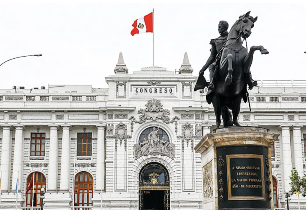 DEFINEN MESA DIRECTIVA DE LA JUNTA PREPARATORIA DEL NUEVO CONGRESO BICAMERAL..!!!!!