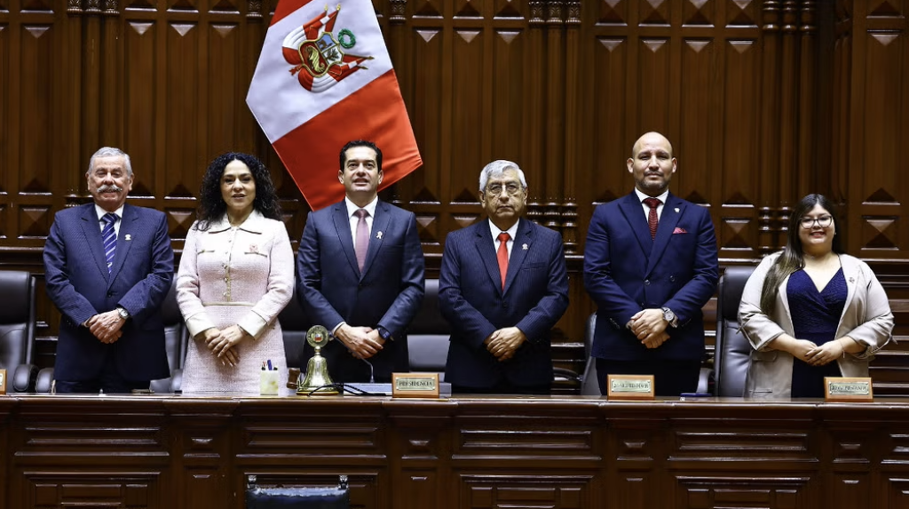 60 SENADORES Y 130 DIPUTADOS ASUMEN SUS CARGOS PARA EL PERIODO 2026-2031..!!!!!!